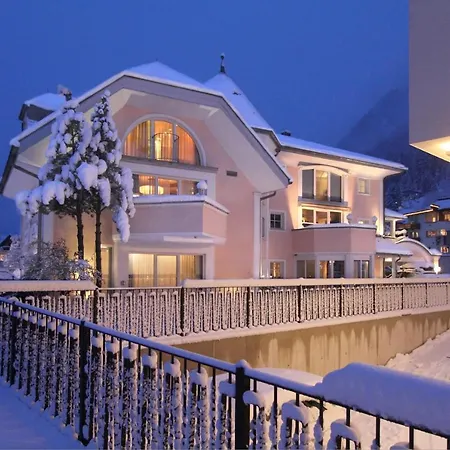 Apartment Gruetter Luxury Ischgl