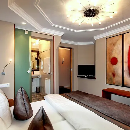 Gruetter Luxury *