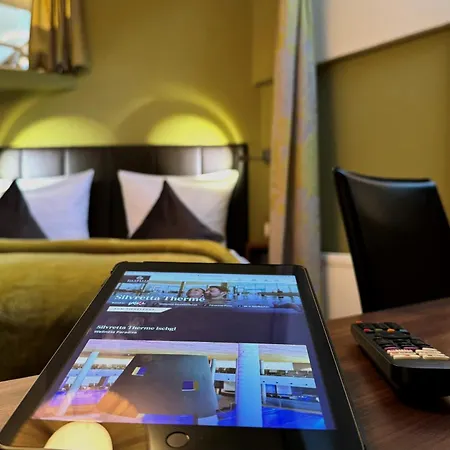 Gruetter Luxury Apartment *