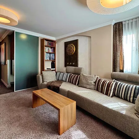 Gruetter Luxury Apartment *